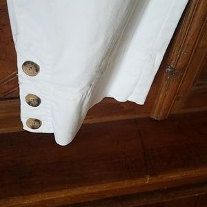 Charter Club Pants - Like New Charter Club White Cropped Pants Charter Club Pants - Like New Charter Club White Cropped Pants